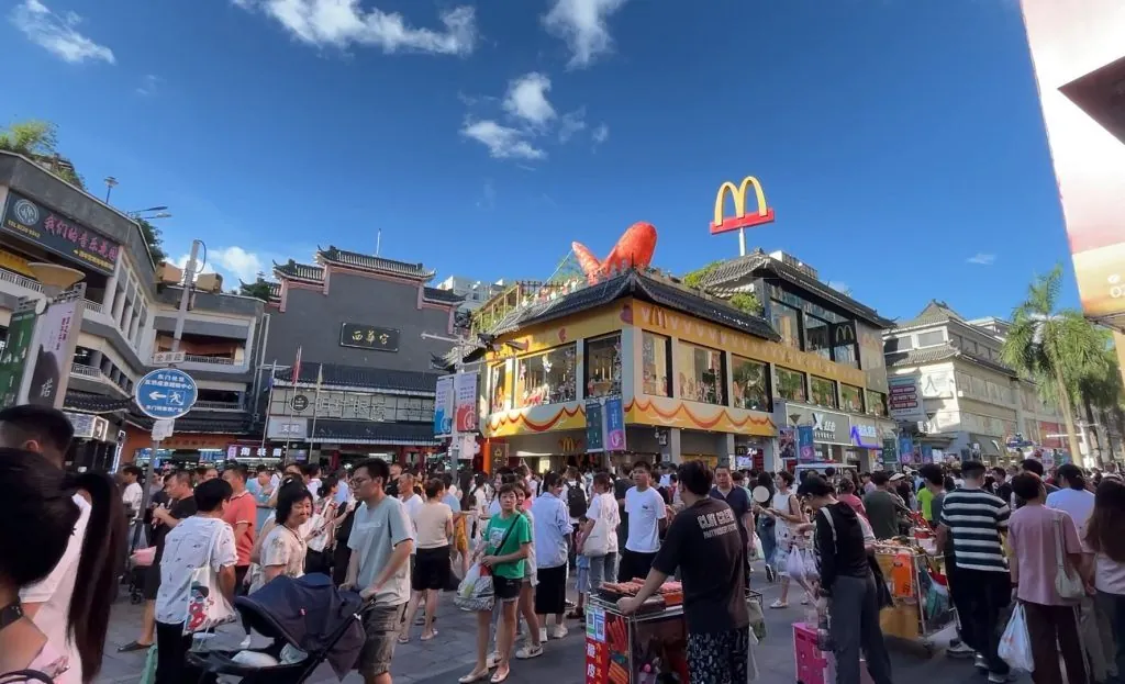 中国への移住：主要な課題とその克服方法